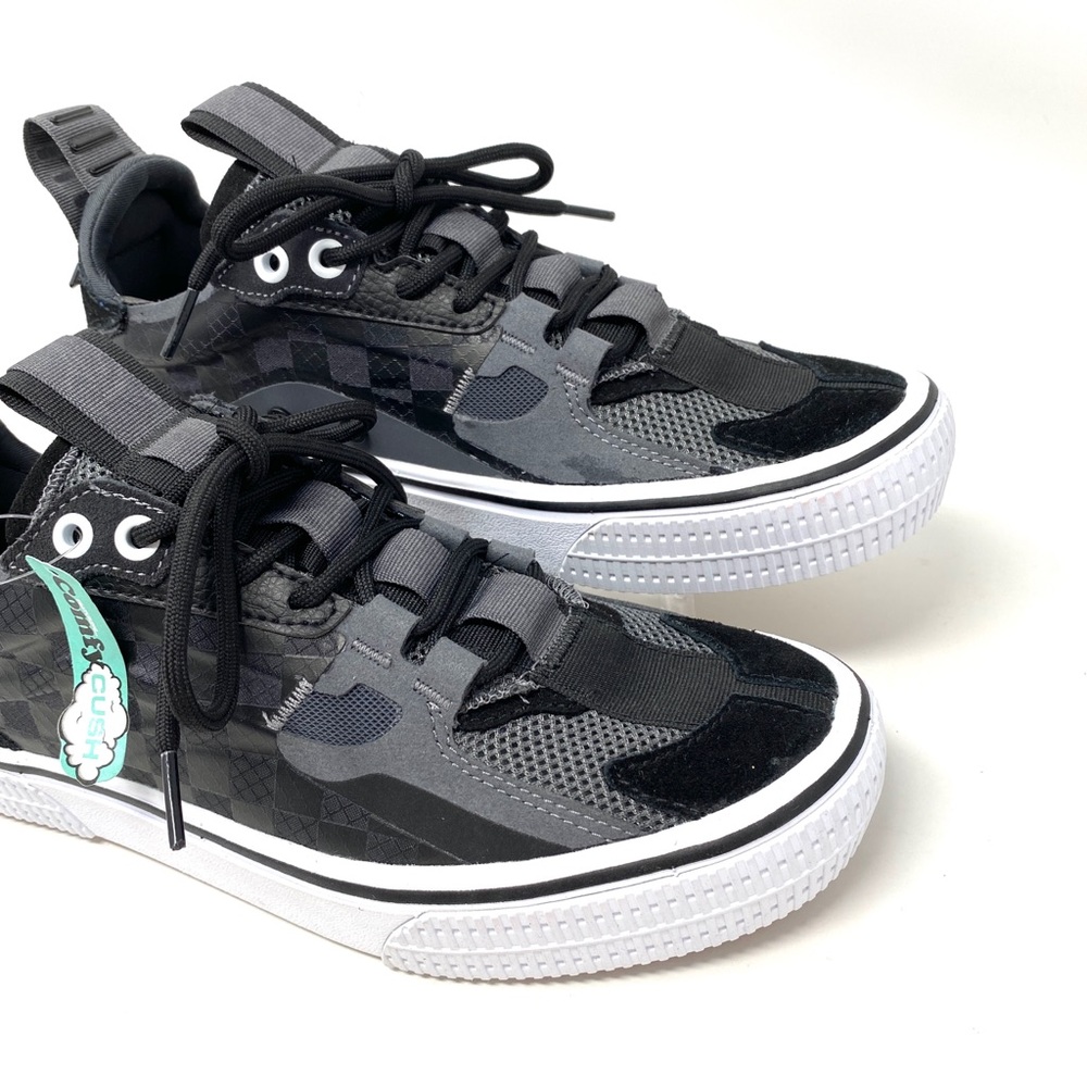 🎄 SANTA’S DEAL 🎄 Vans MTE Low Top Women’s Sneakers suede Grey Black Size 8.5 - Picture 4 of 9